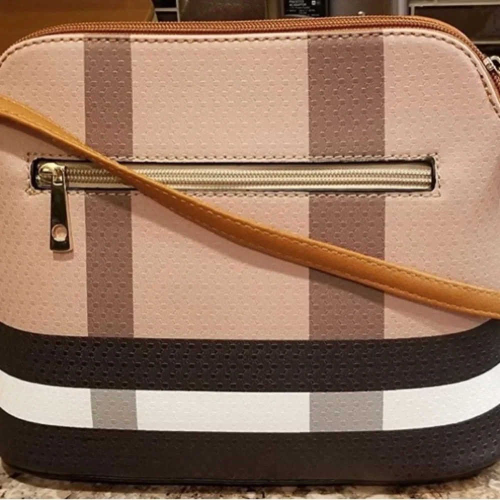COPY - NWT Lightweight Medium Dome Crossbody Shoulder Bag with Tassel | Plaid P… - Picture 10 of 11